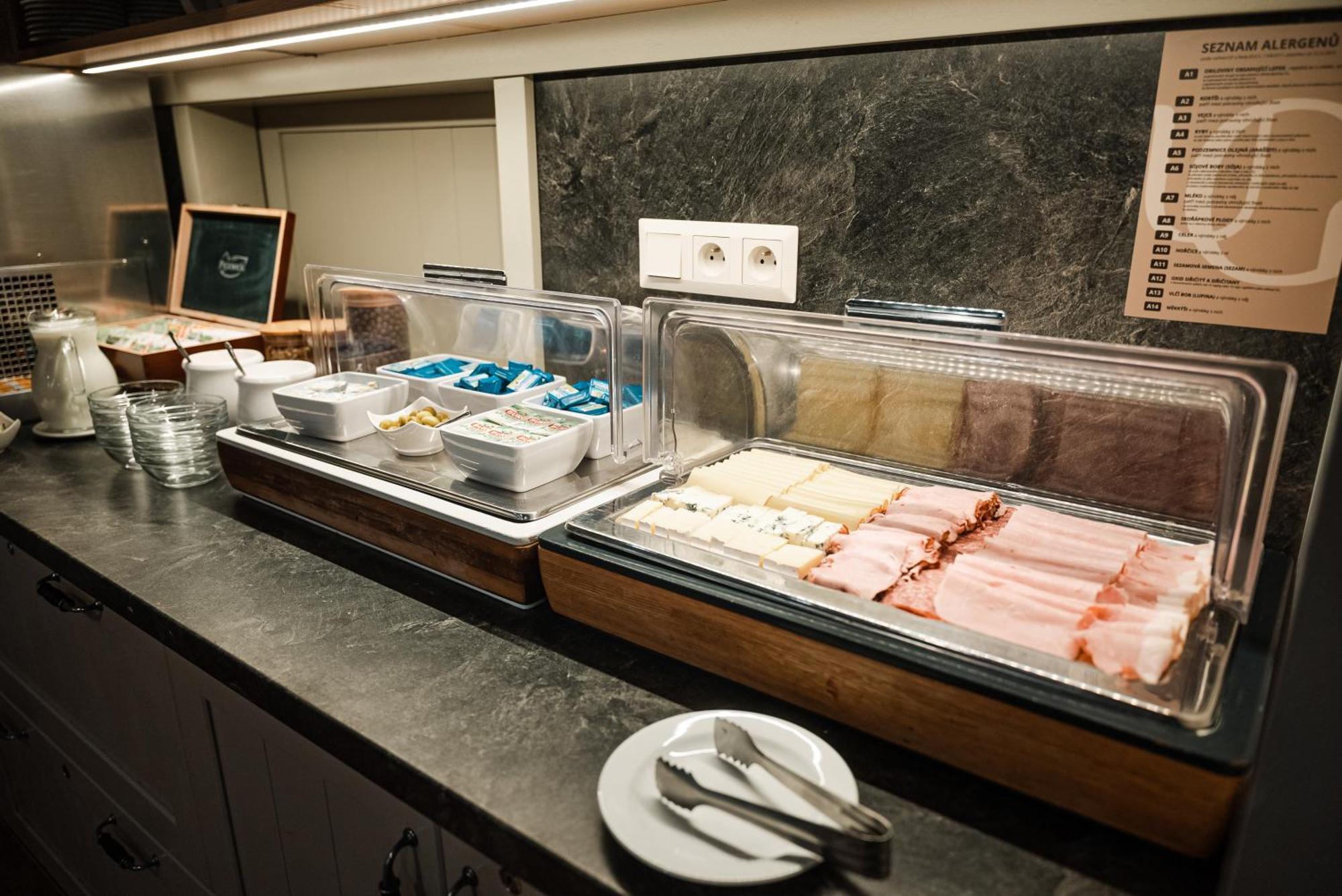 Wellness Penzion U Gigantu Plzen Luaran gambar